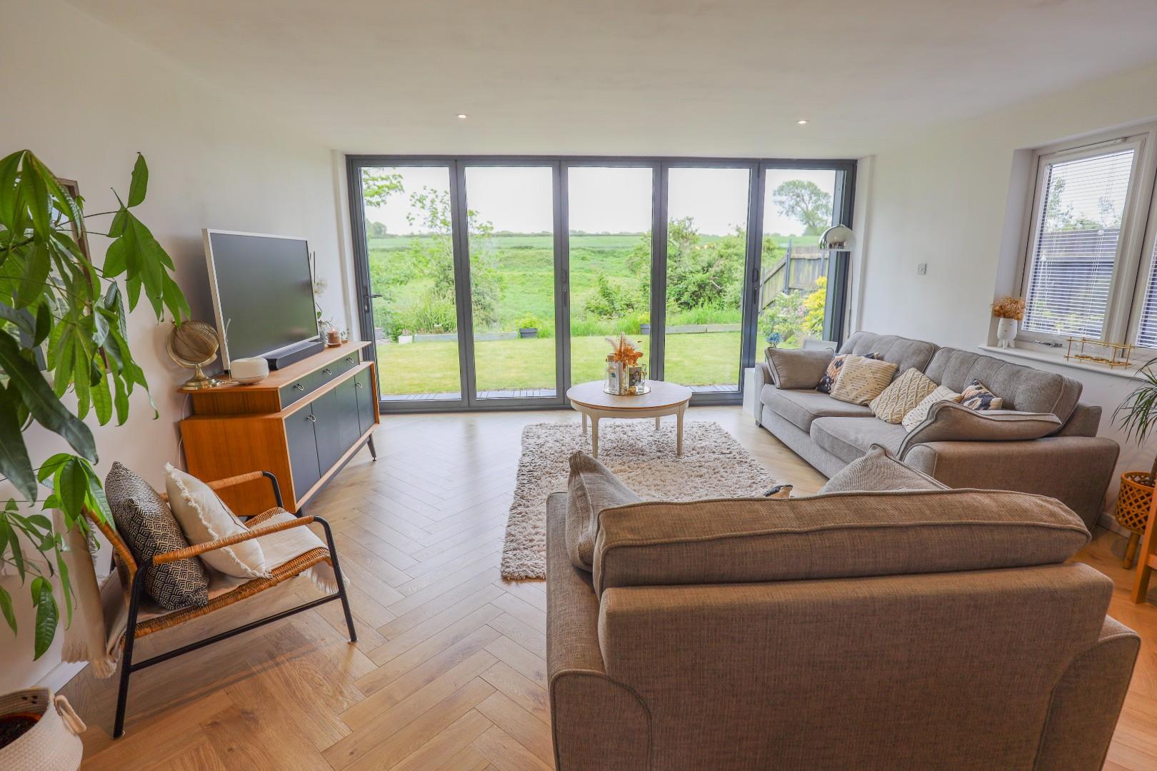 33 Shakespeare Drive, Llantwit Major, Vale Of Glamorgan, CF61 1WW